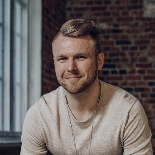 nico ha%CC%88rko%CC%88nen leadoo webinaari helmikuu Leadoo MT Kasvupaja - helmikuu 2021: Miten hyödyntää chatbotteja liiketoiminnan kasvattamisessa?